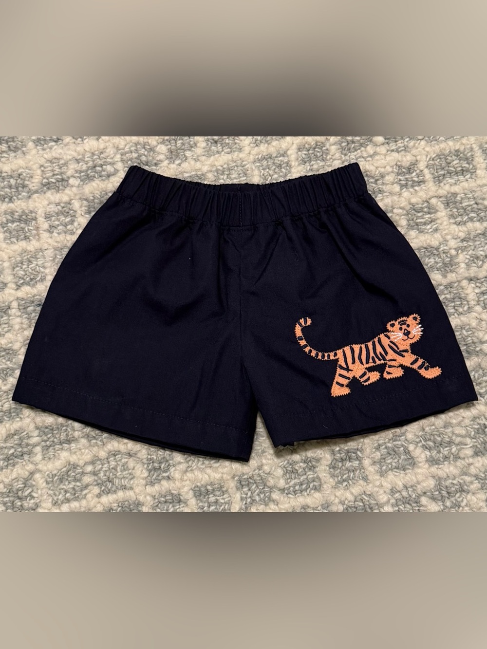 NWOT TBBC The Beaufort Bonnet Company Navy Shorts with Orange Embroidered Tiger